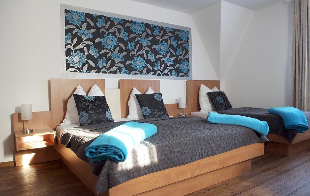 Hotel Vier Loewen Traben-Trarbach Bilik gambar