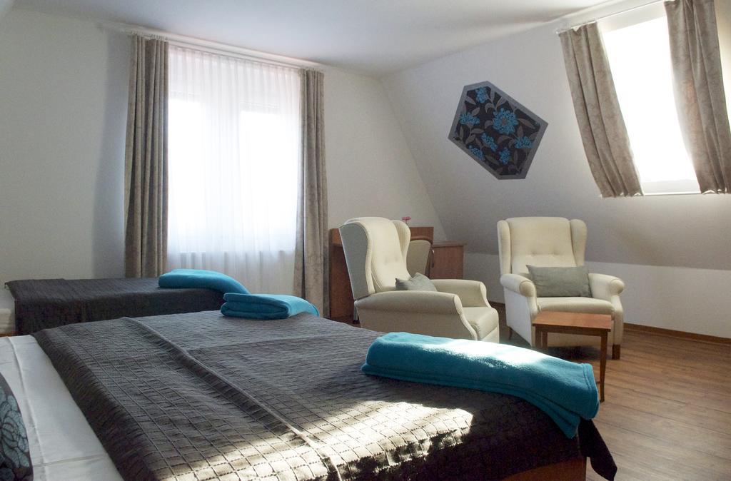 Hotel Vier Loewen Traben-Trarbach Bilik gambar